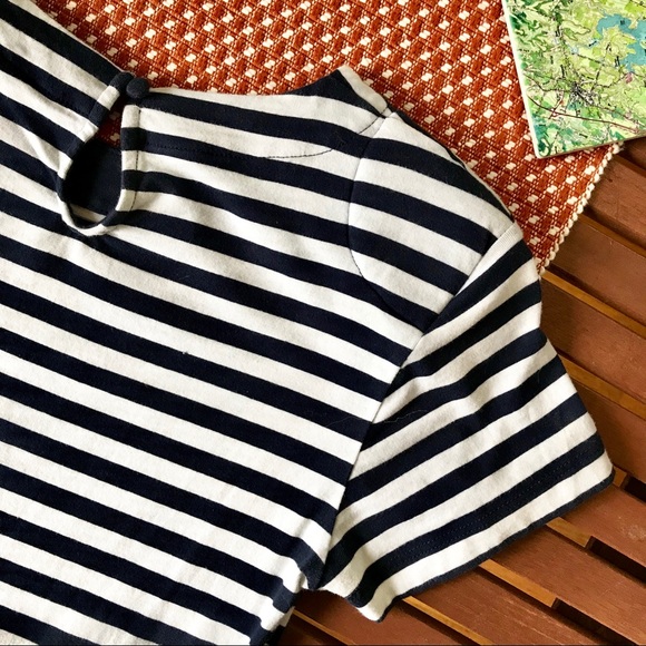 French Connection Nautical summer mini dress! 🌊⚓️ - Picture 2 of 4